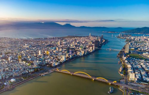 Da Nang city aerial — common tourist mistakes guide 2026