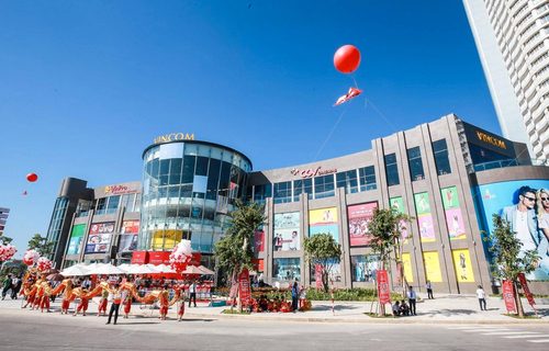 Da Nang city aerial — shopping malls guide 2026