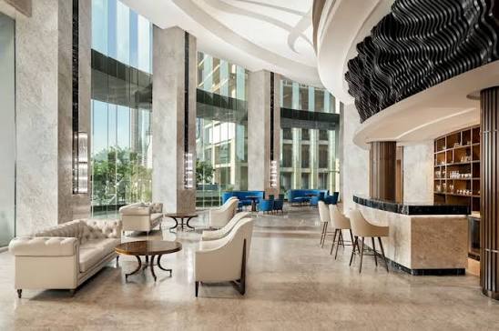 The lobby and lobby bar at Four Points by Sheraton Danang