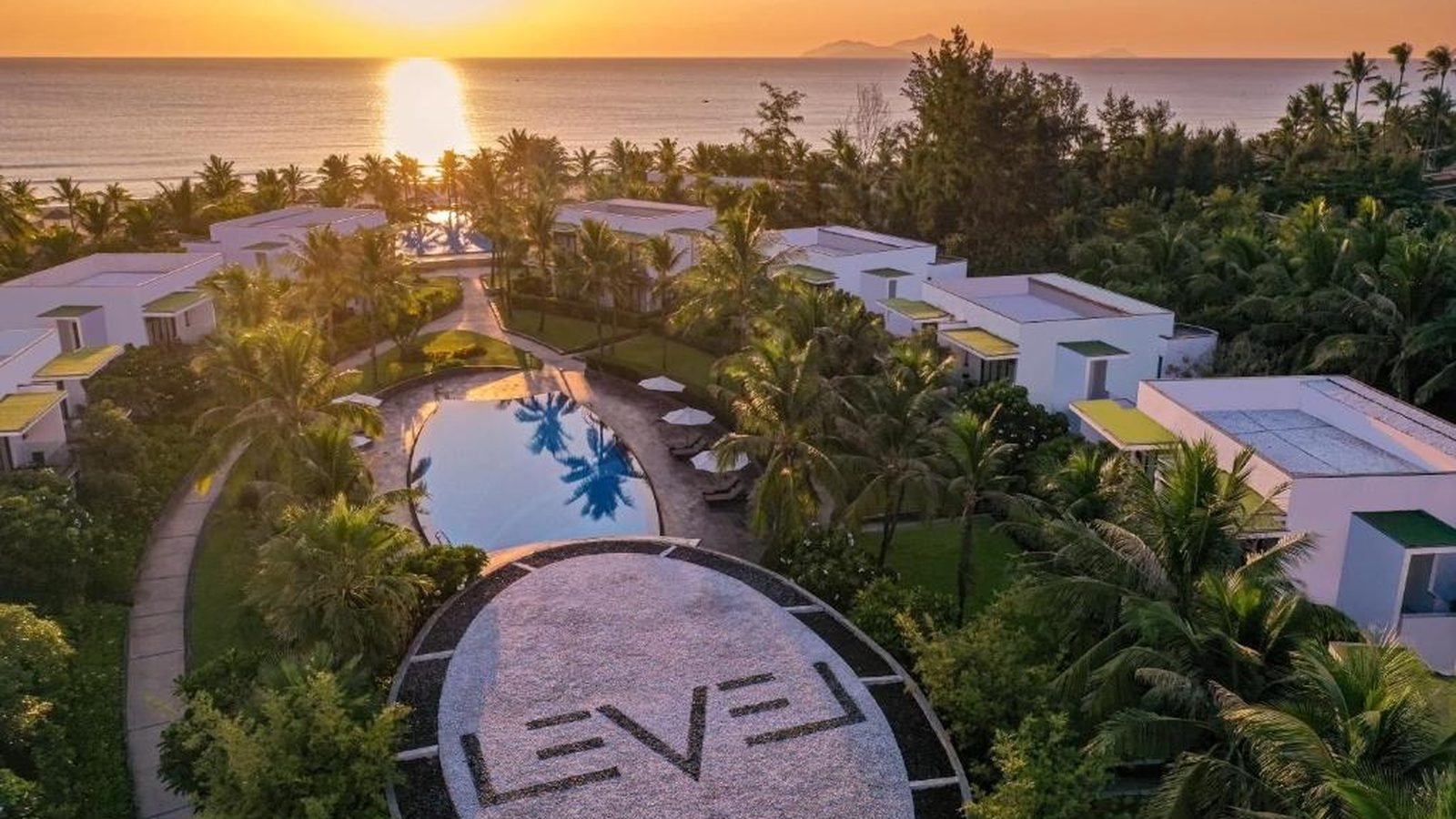 Da Nang hotels connecting rooms families twin doors Melia
